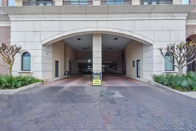 a view of entrance view