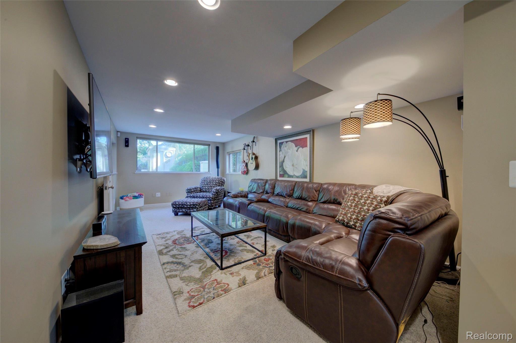 2465 Little Trail Road Walled Lake, MI 48390 - Photo 21 of 62 4H8A7731_2_3.jpg