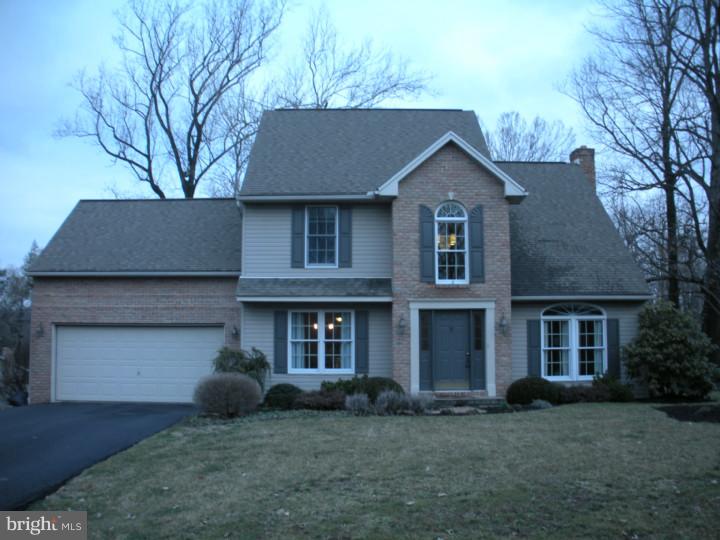 905 Pine Heights Road Reading, PA 19605 - Photo 1 of 15 Exterior Front