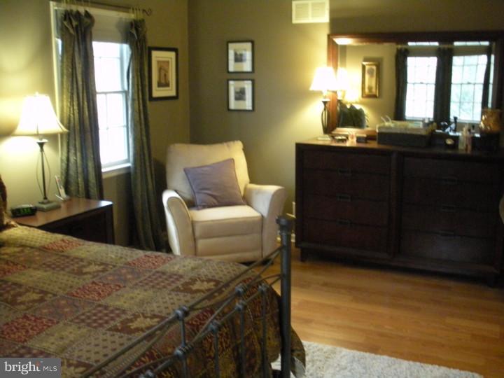 905 Pine Heights Road Reading, PA 19605 - Photo 11 of 15 Master Bedroom