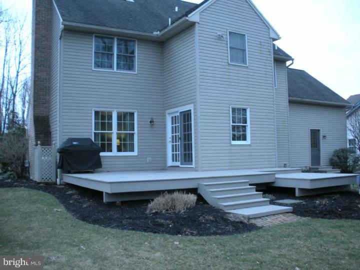 905 Pine Heights Road Reading, PA 19605 - Photo 14 of 15 Exterior Back