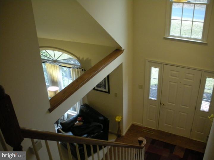 905 Pine Heights Road Reading, PA 19605 - Photo 4 of 15 Foyer