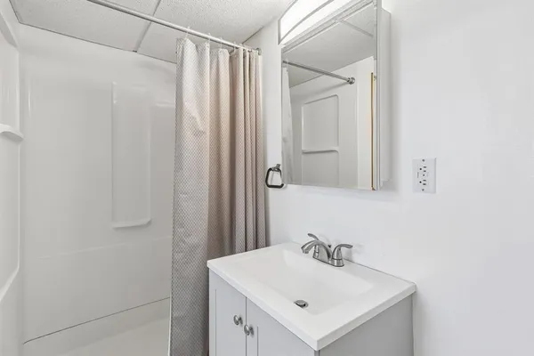 $135,000 | 239 Whitestown Village, Unit F, Butler, PA 16001