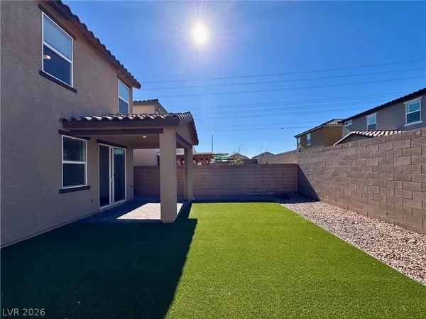 $2,250 | 5677 Asyma Court, Las Vegas, NV 89113
