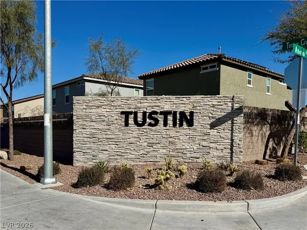 $2,250 | 5677 Asyma Court, Las Vegas, NV 89113