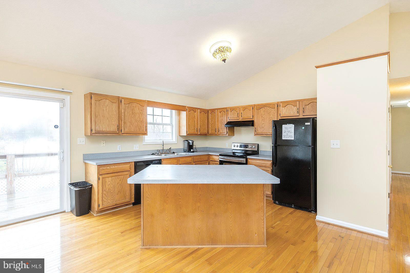 29 Roger Court Ranson, WV 25438 - Photo 9 of 41 Sit down and enjoy your coffee here at the islandG