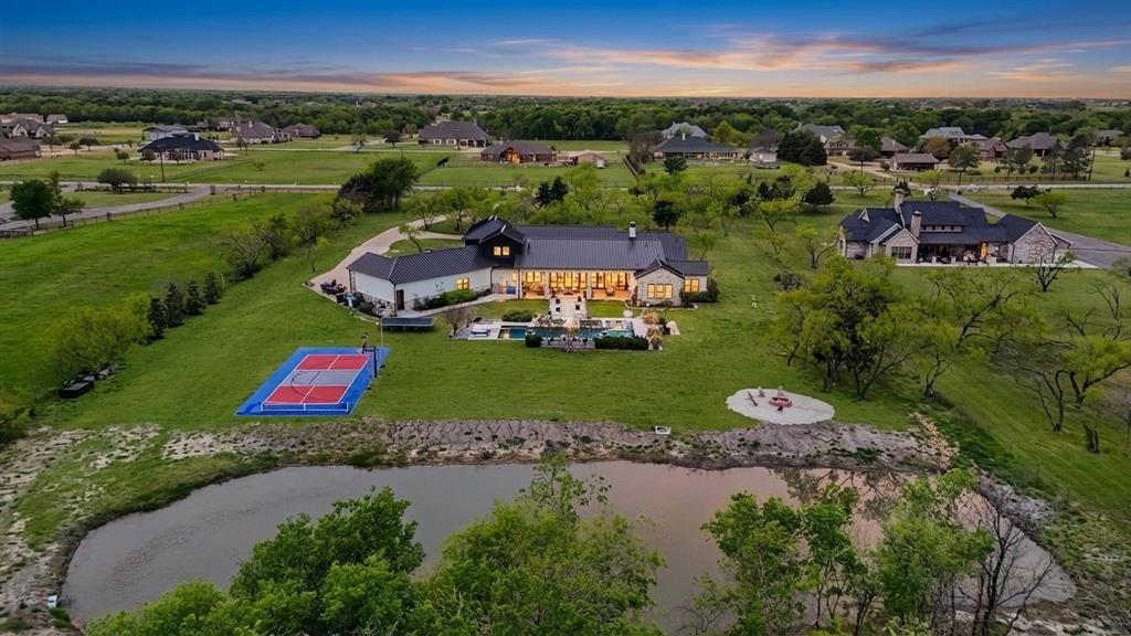 635 Highpoint Road Royse City, TX 75189 - Photo 33 of 35 an aerial view of a houses with outdoor space and street view