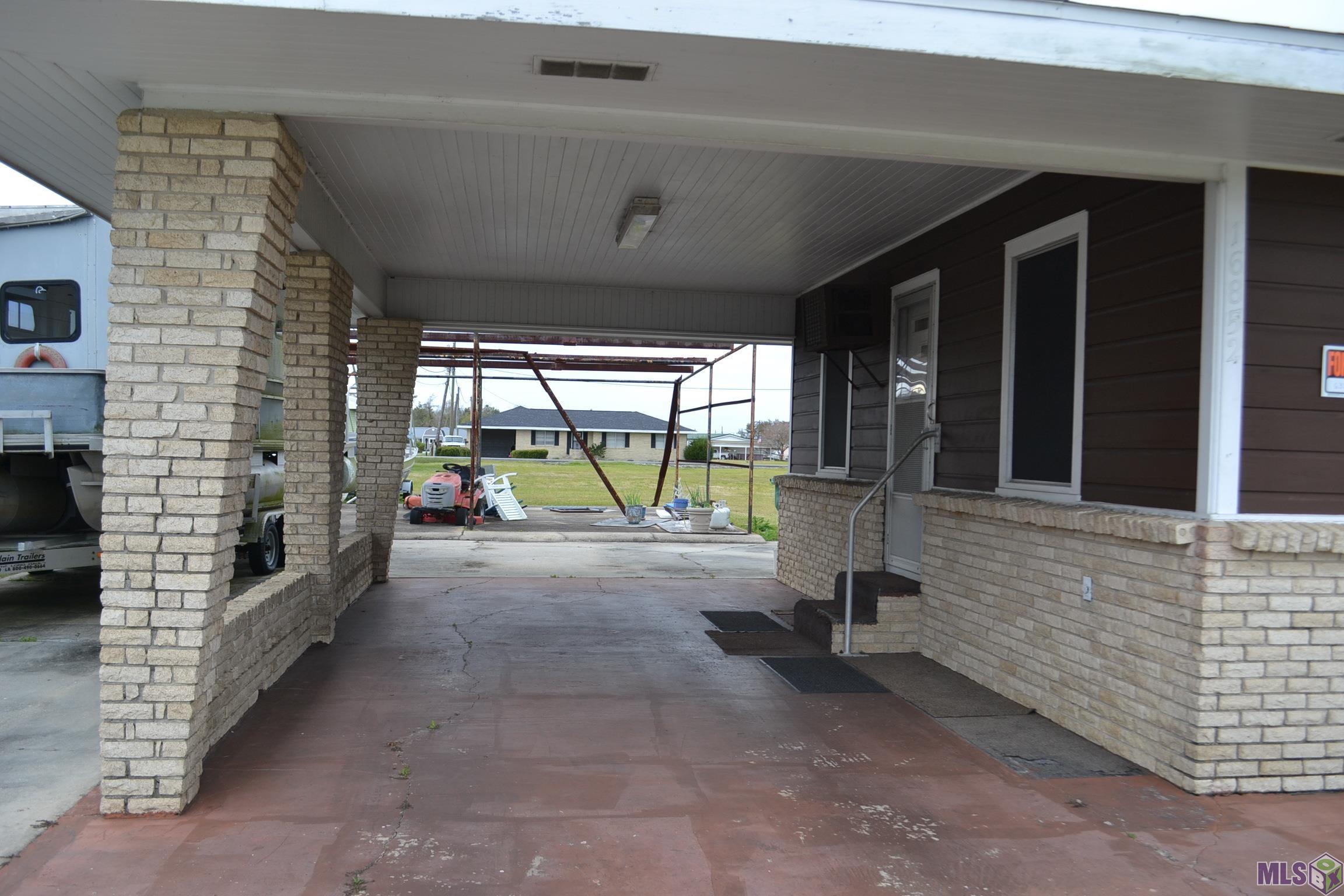 16852 West Main Street Cut Off, LA 70345 - Photo 3 of 30