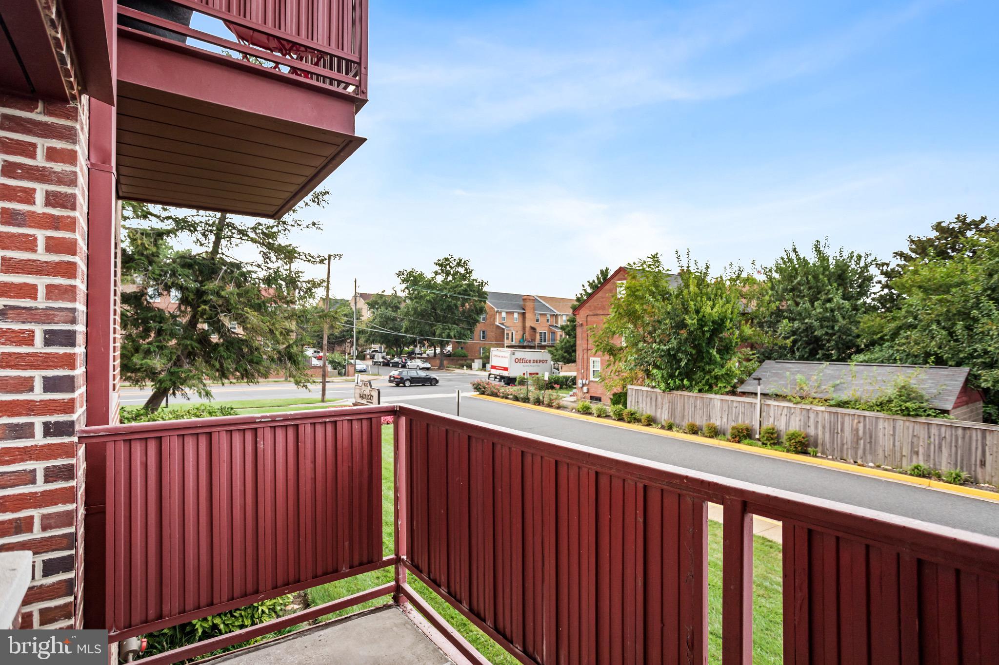1830 Columbia Pike, Unit 206 Arlington, VA 22204 - Photo 5 of 22