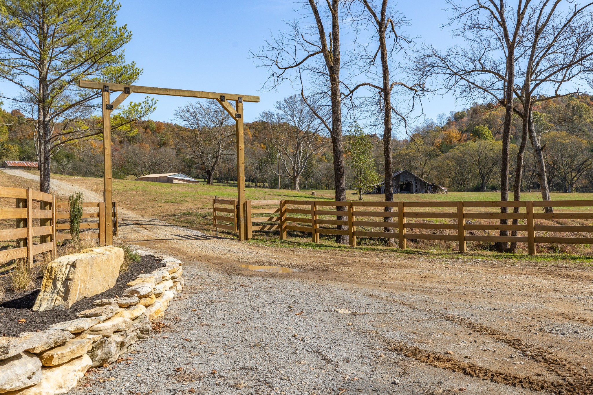 499 Tallent Road Pulaski, TN 38478 - Photo 3 of 38 a view of a yard with wooden fence
