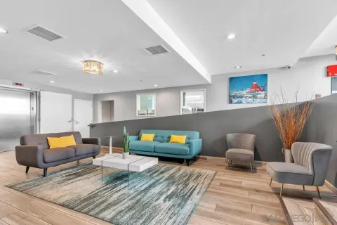 $449,900 | 1970 Columbia Street, Unit 301, San Diego, CA 92101