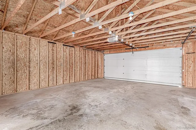 a view of entryway with a brick wall
