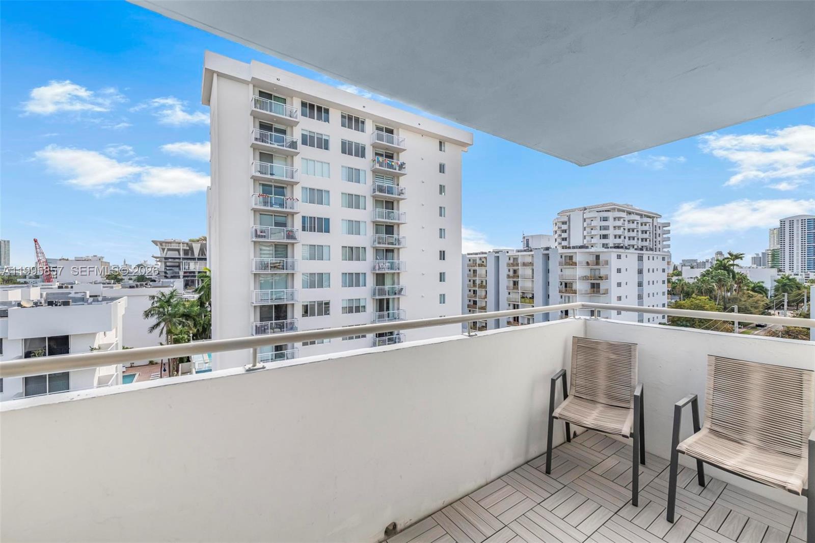 1658 Bay Road, Unit 701 Miami Beach, FL 33139 - Photo 17 of 26