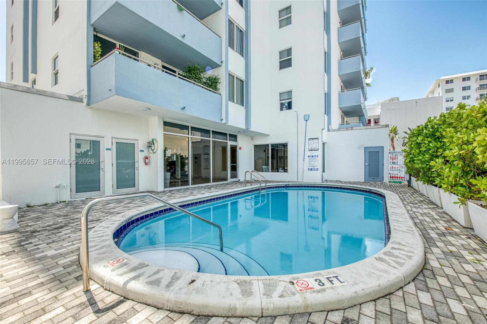 1658 Bay Road, Unit 701 Miami Beach, FL 33139 - Photo 23 of 26