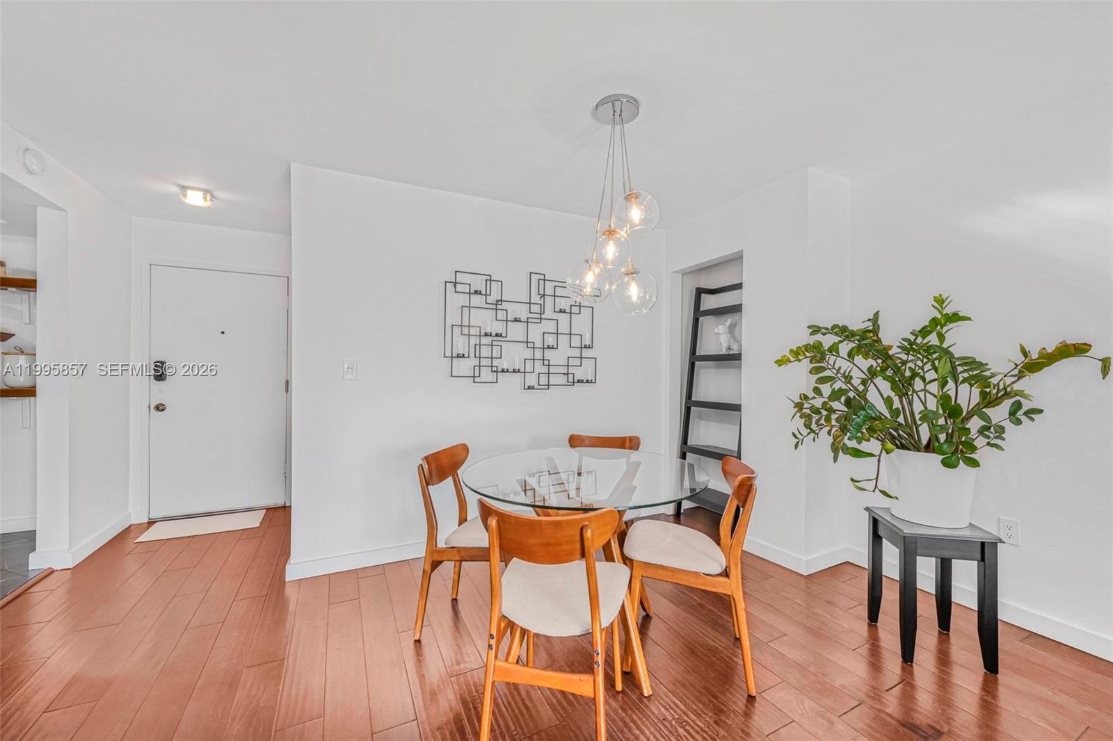 1658 Bay Road, Unit 701 Miami Beach, FL 33139 - Photo 8 of 26