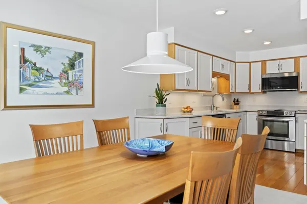 $400,000 | 43 Estates Drive, Unit 4, Manchester, ME 04351