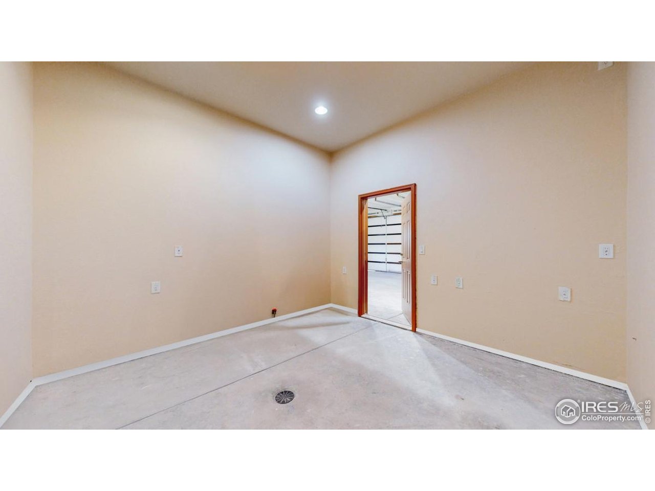 598 Taylor Road Lyons, CO 80540 - Photo 18 of 32