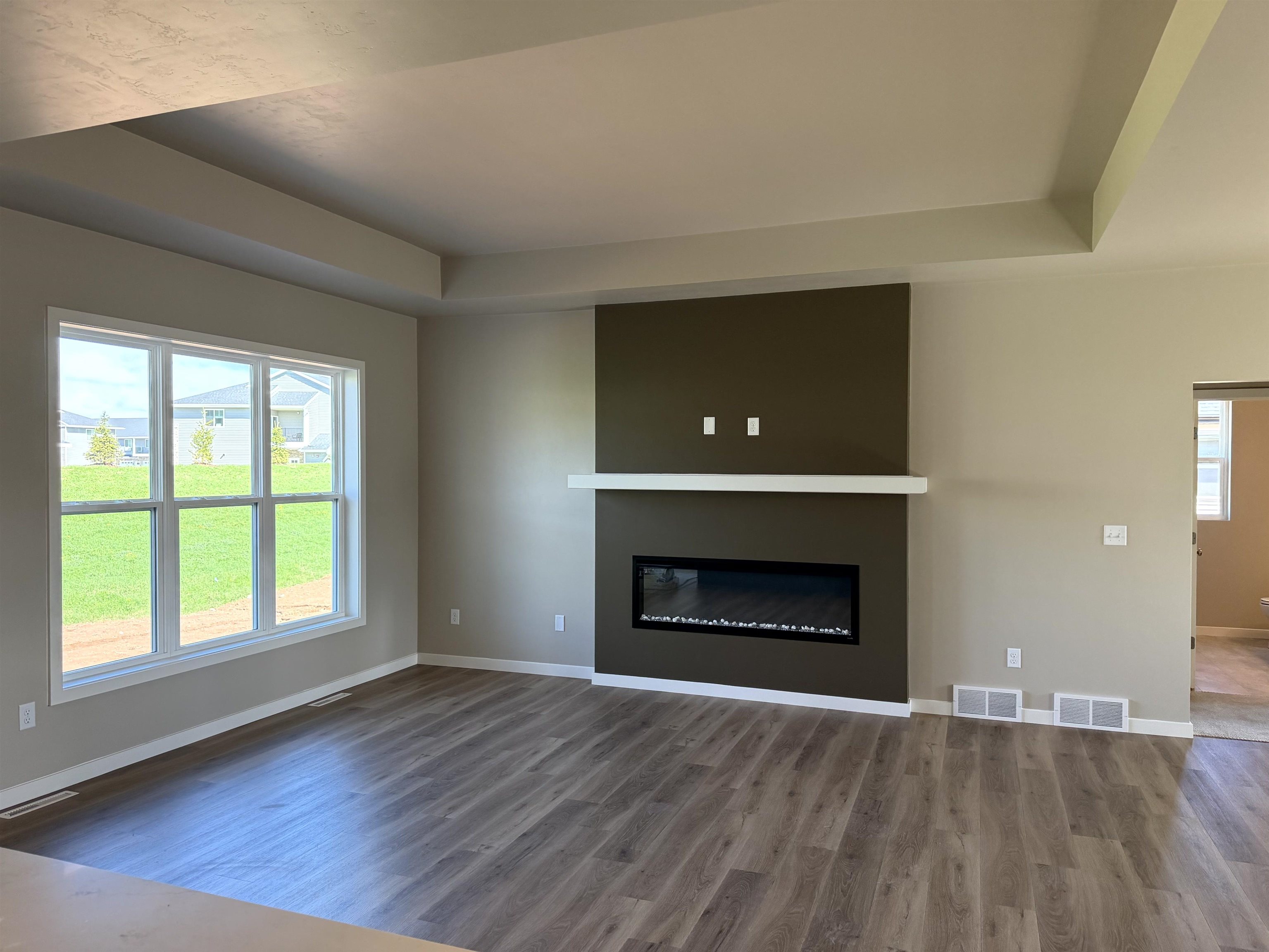 1415 Divinity Drive De Pere, WI 54115 - Photo 8 of 20