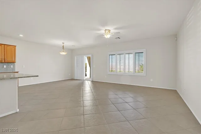 $2,850 | 2202 Blackburn Hills Avenue, Henderson, NV 89044