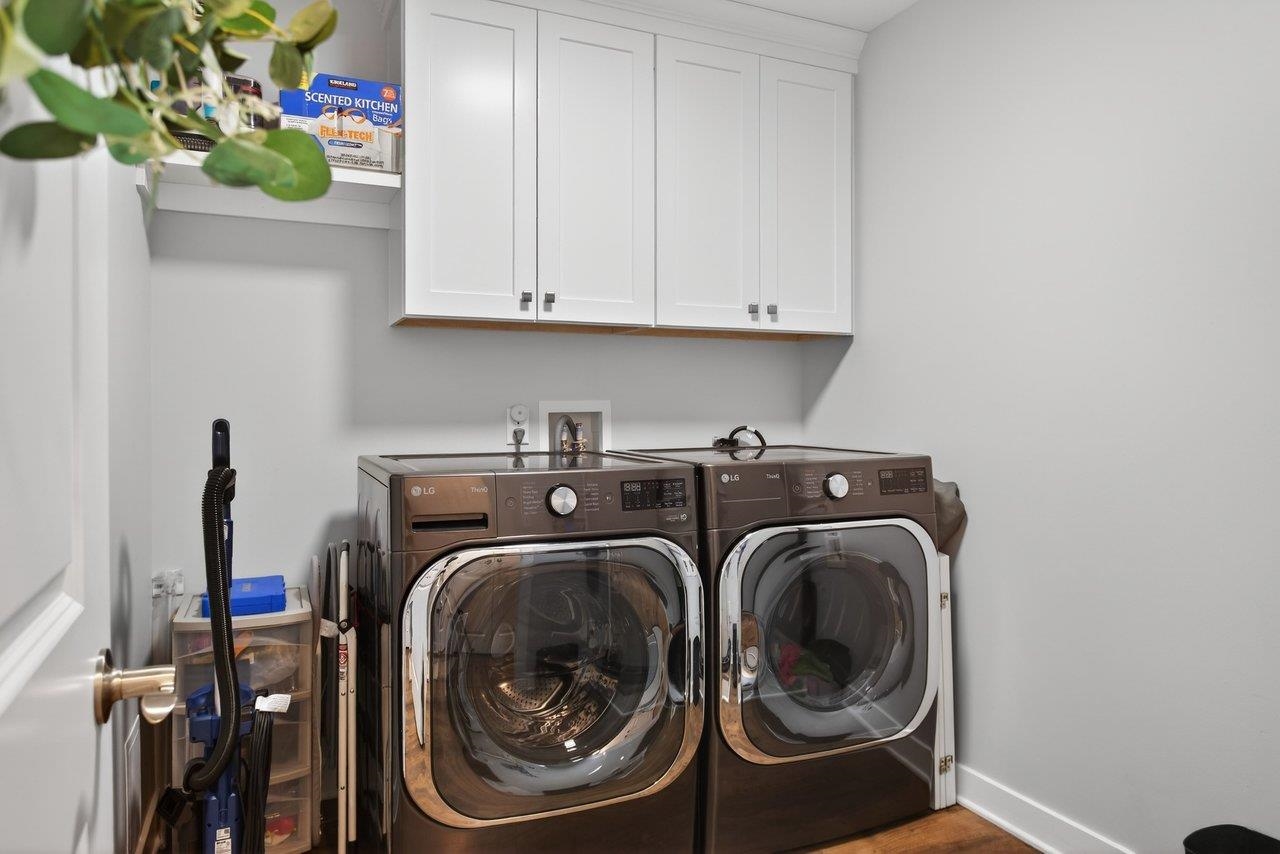 106 16th Street Grottoes, VA 24441 - Photo 36 of 71 a utility room with dryer and washer