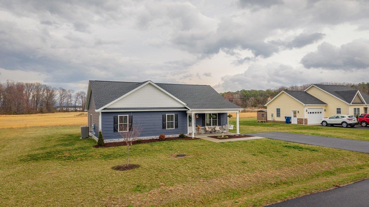 106 16th Street Grottoes, VA 24441 - Photo 47 of 71 front view of a house with a yard