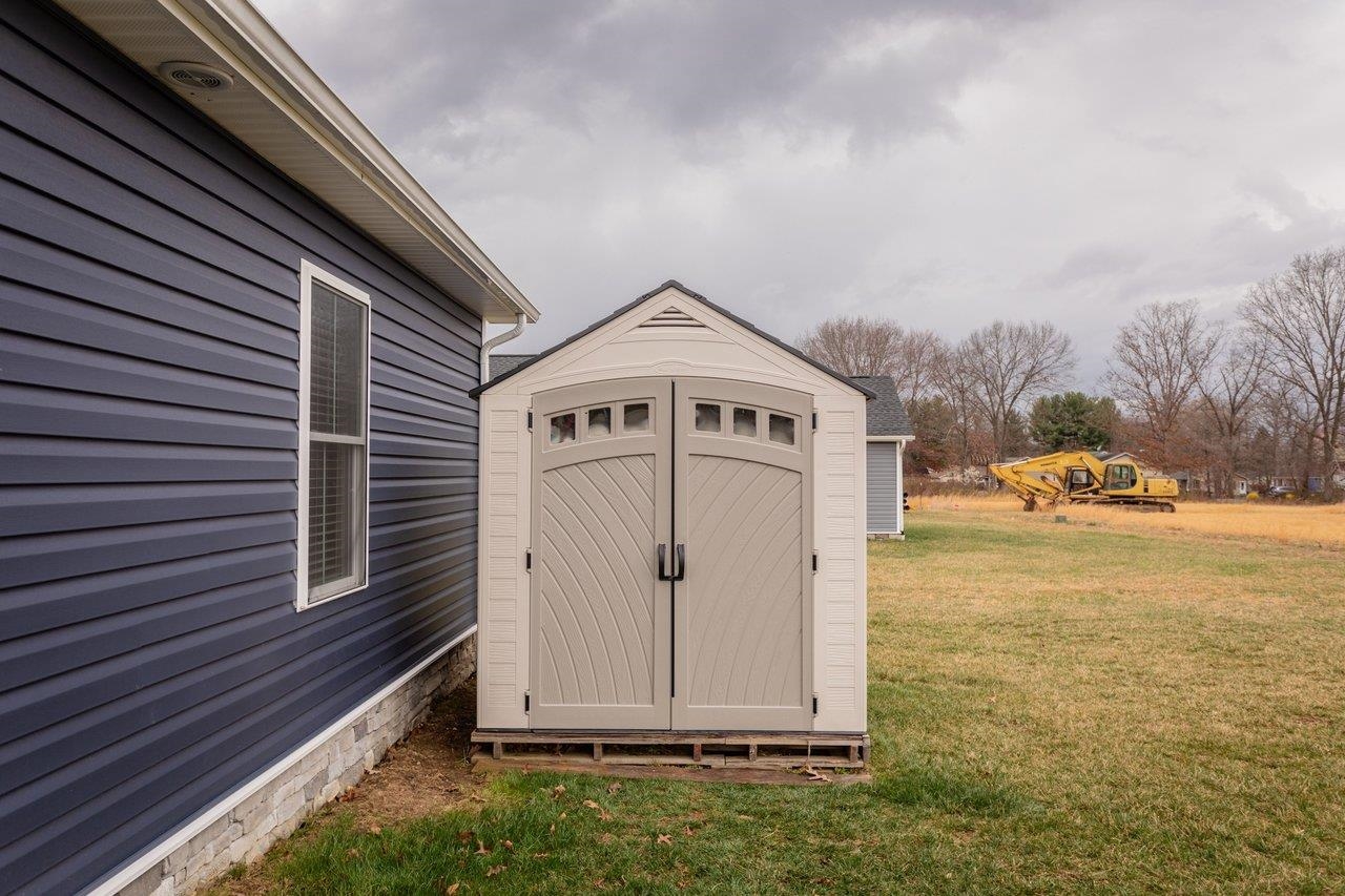 106 16th Street Grottoes, VA 24441 - Photo 66 of 71 a front view of a house with a yard