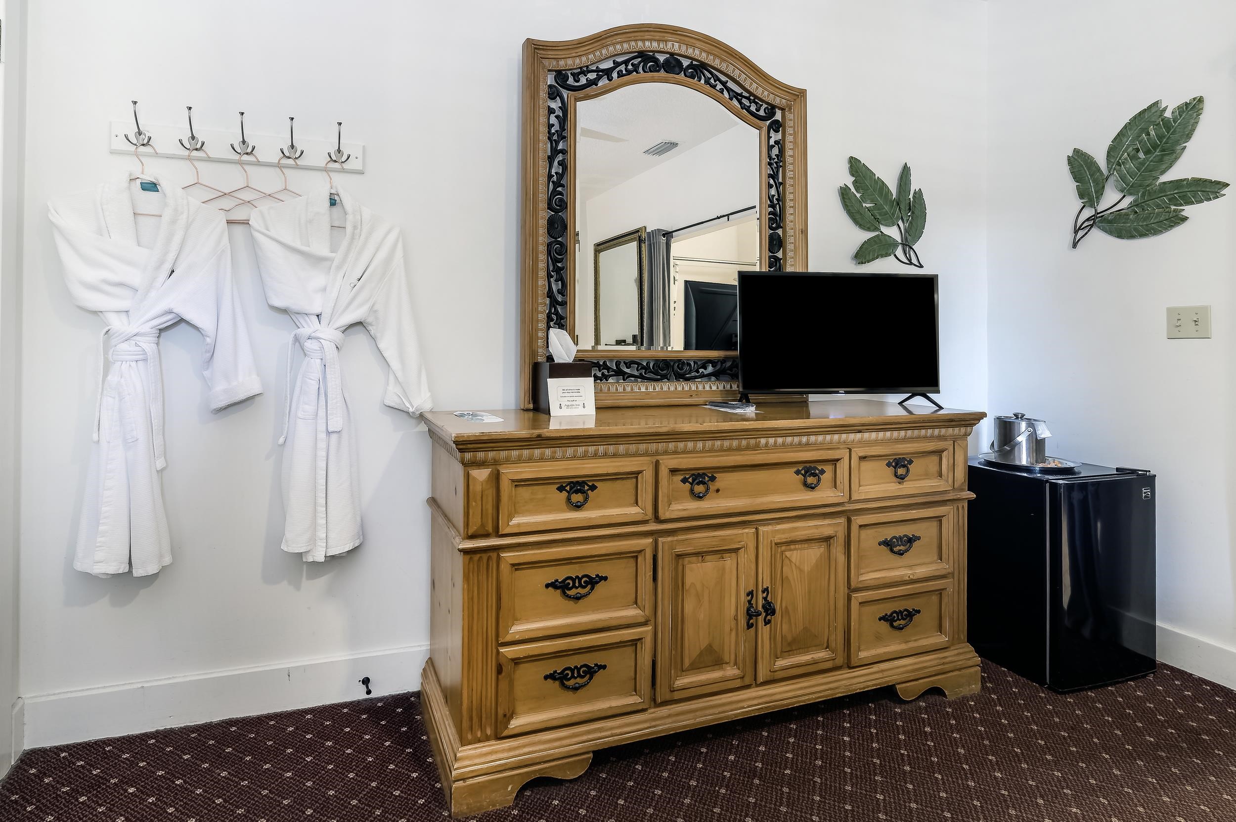 29 Cuna Street St. Augustine, FL 32084 - Photo 51 of 69 Bedroom with baseboards and dark carpet