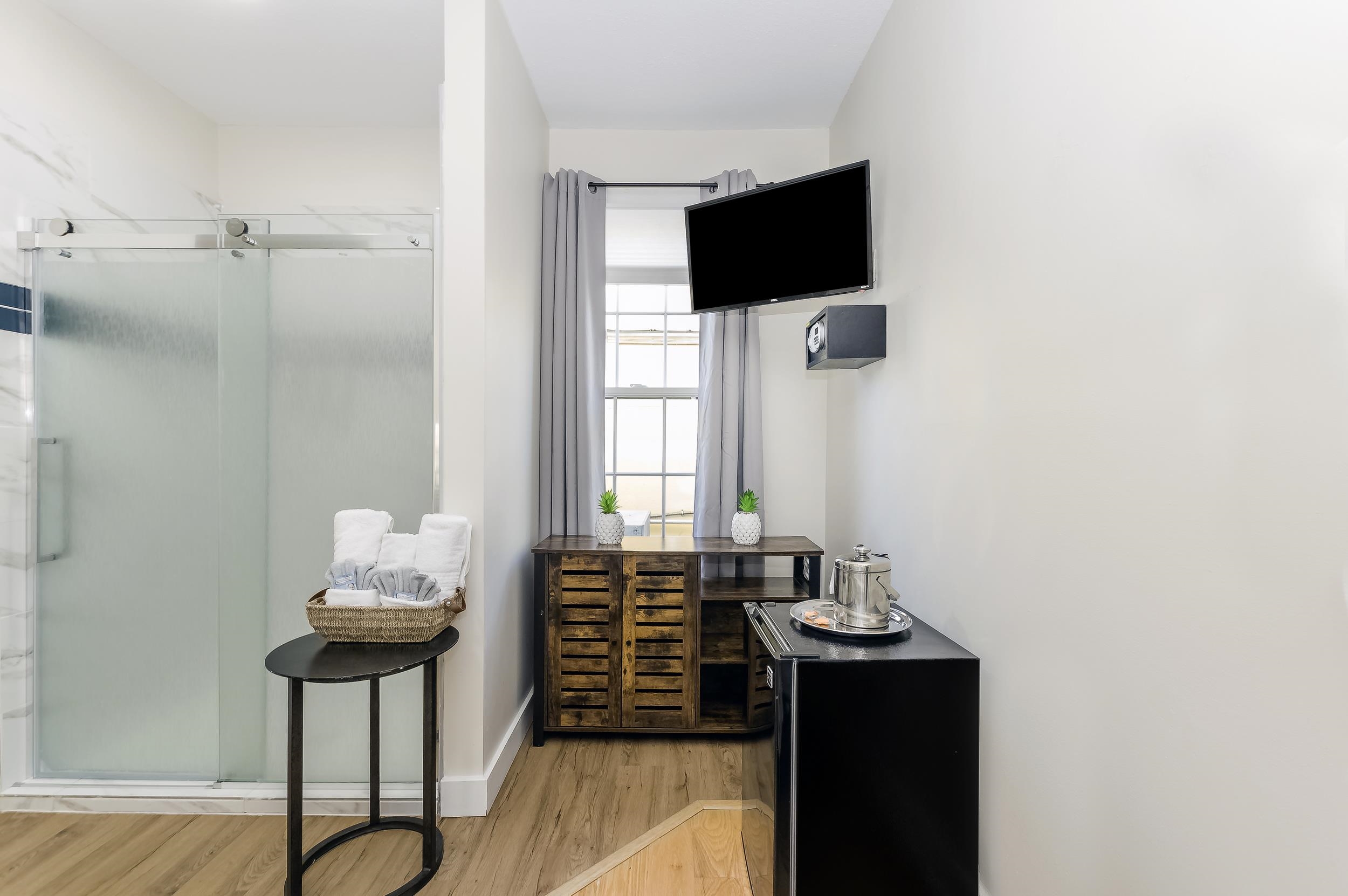 29 Cuna Street St. Augustine, FL 32084 - Photo 66 of 69 a living room with furniture and a flat screen tv