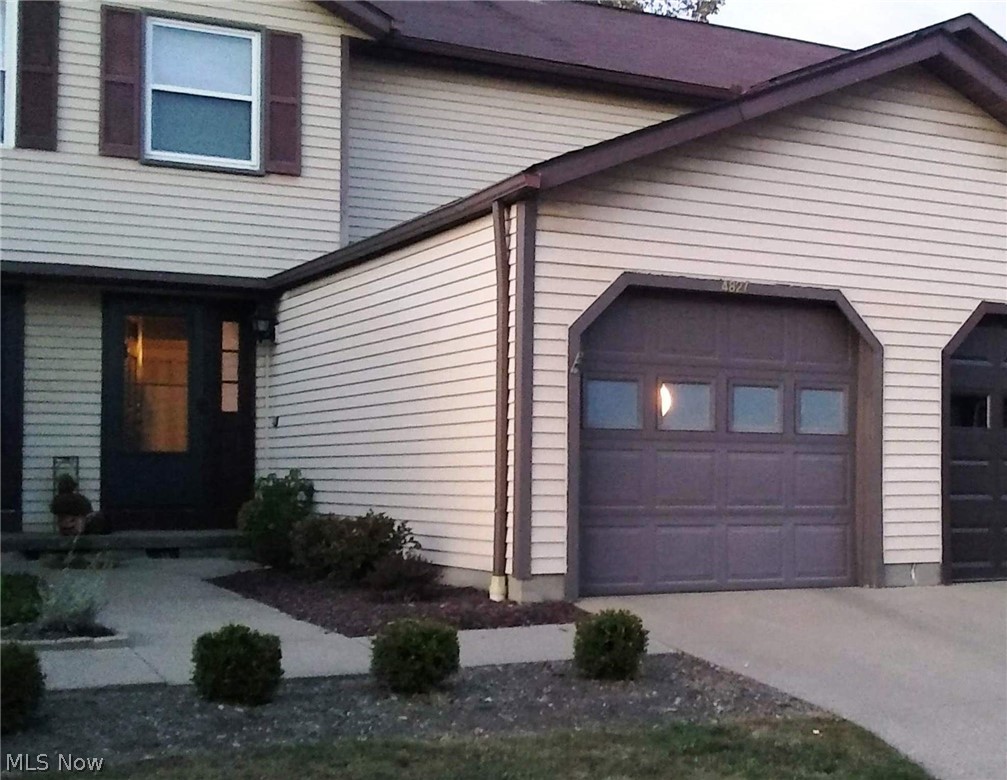 4827 Grafton Road Brunswick, OH 44212 - Photo 1 of 34