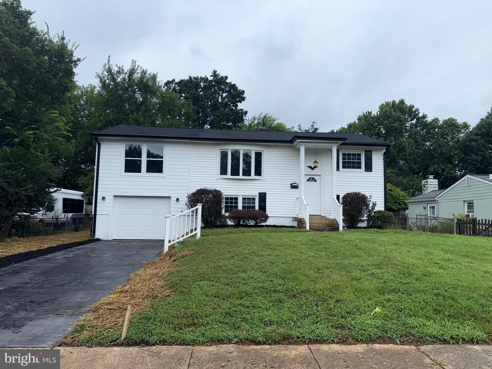 9411 Blackstone Road Manassas, VA 20110 - Photo 1 of 34 Front view