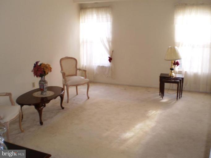 3720 Capulet Terrace, Unit 45 Silver Spring, MD 20906 - Photo 3 of 16 Living Room