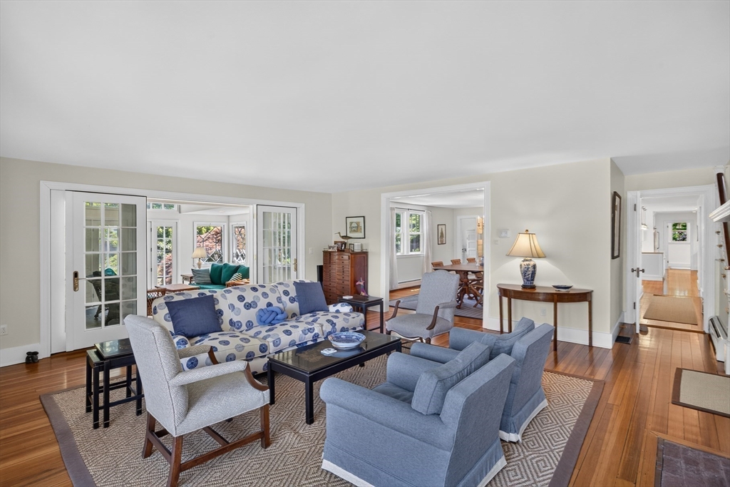 72 Water Street Marion, MA 02738 - Photo 16 of 42