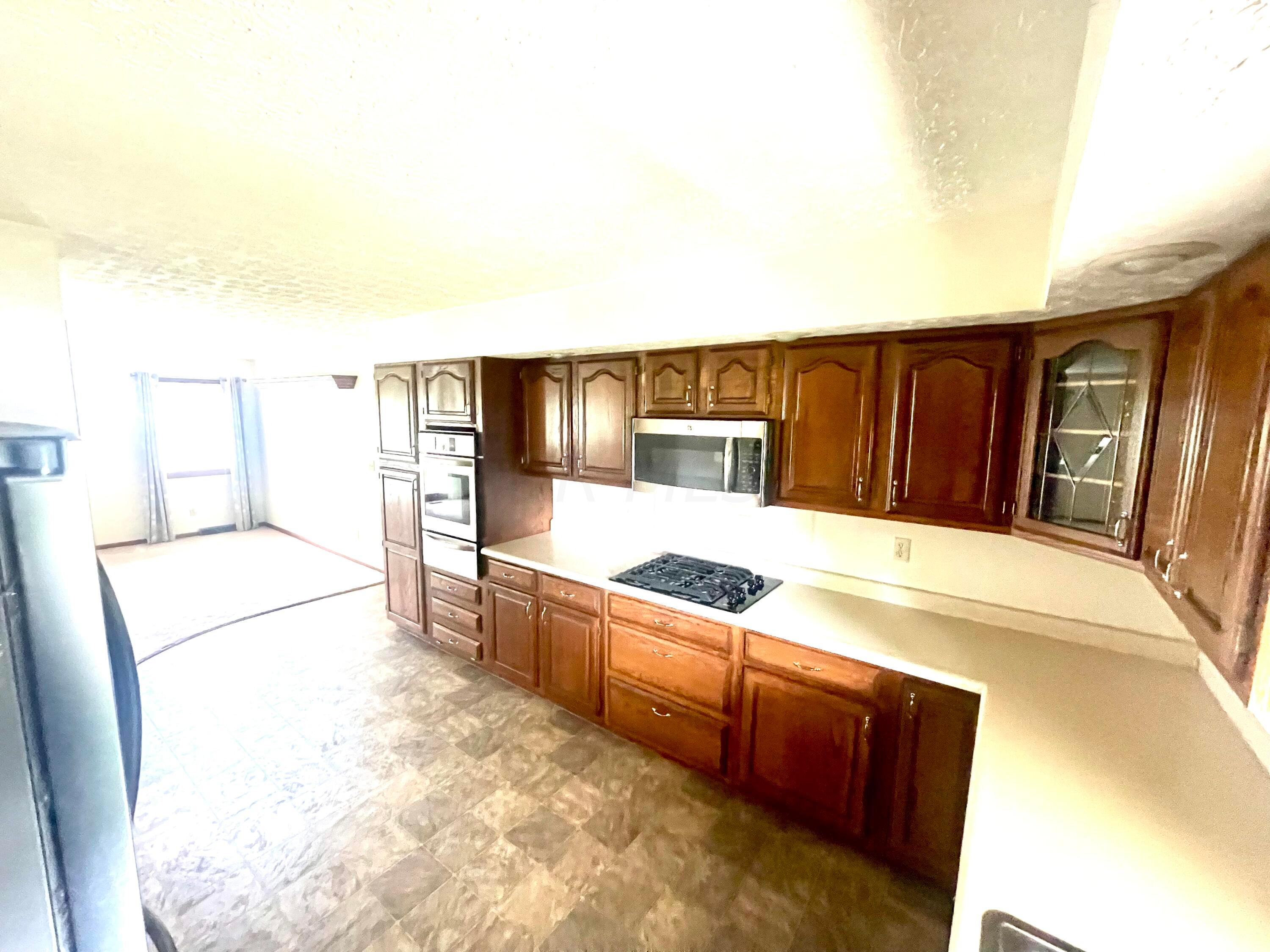 404 Ridgedale Drive Circleville, OH 43113 - Photo 18 of 42 9ED905D5-A69C-4613-AD14-91327368B72A
