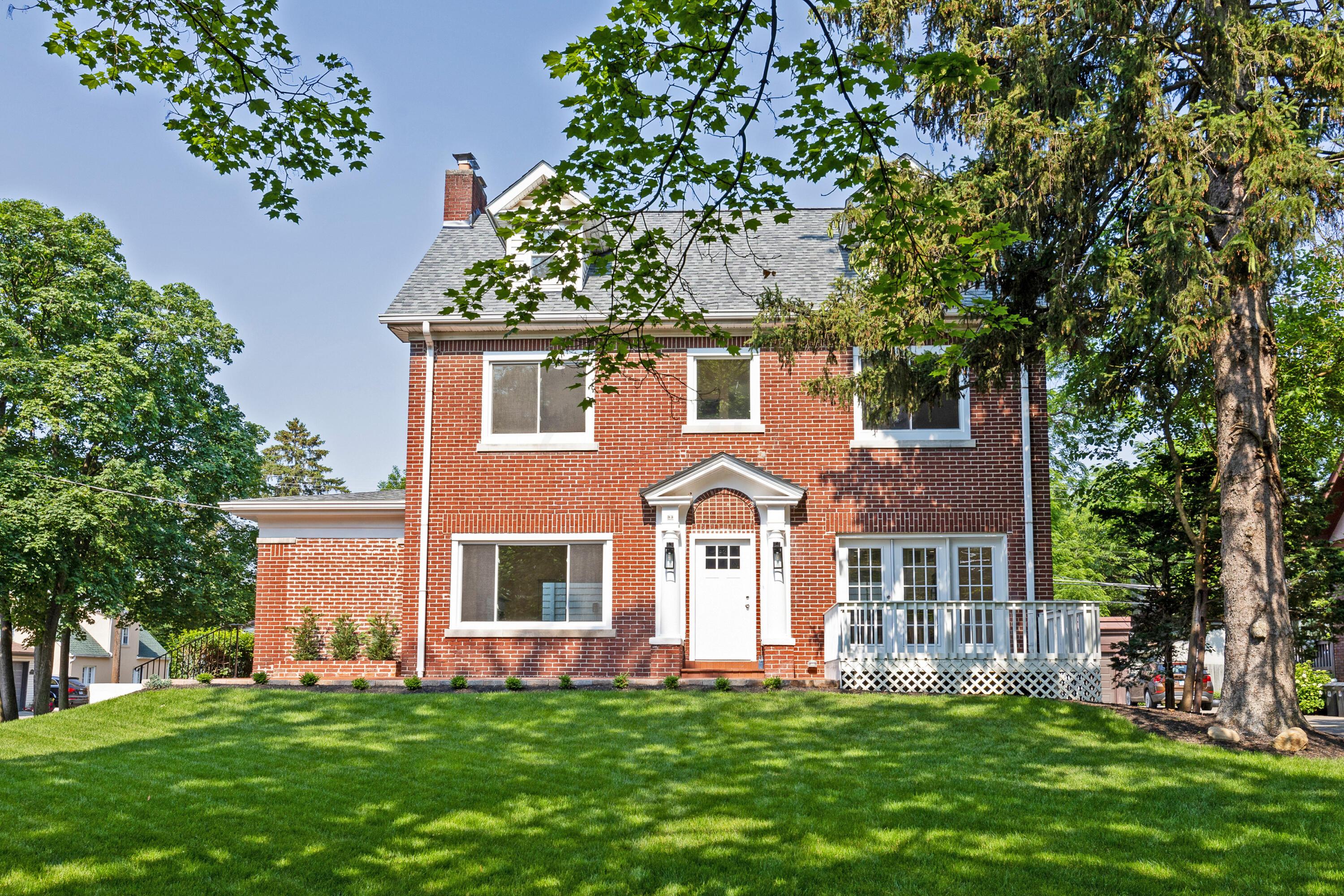 33 North Cassingham Road Columbus, OH 43209 - Photo 2 of 63