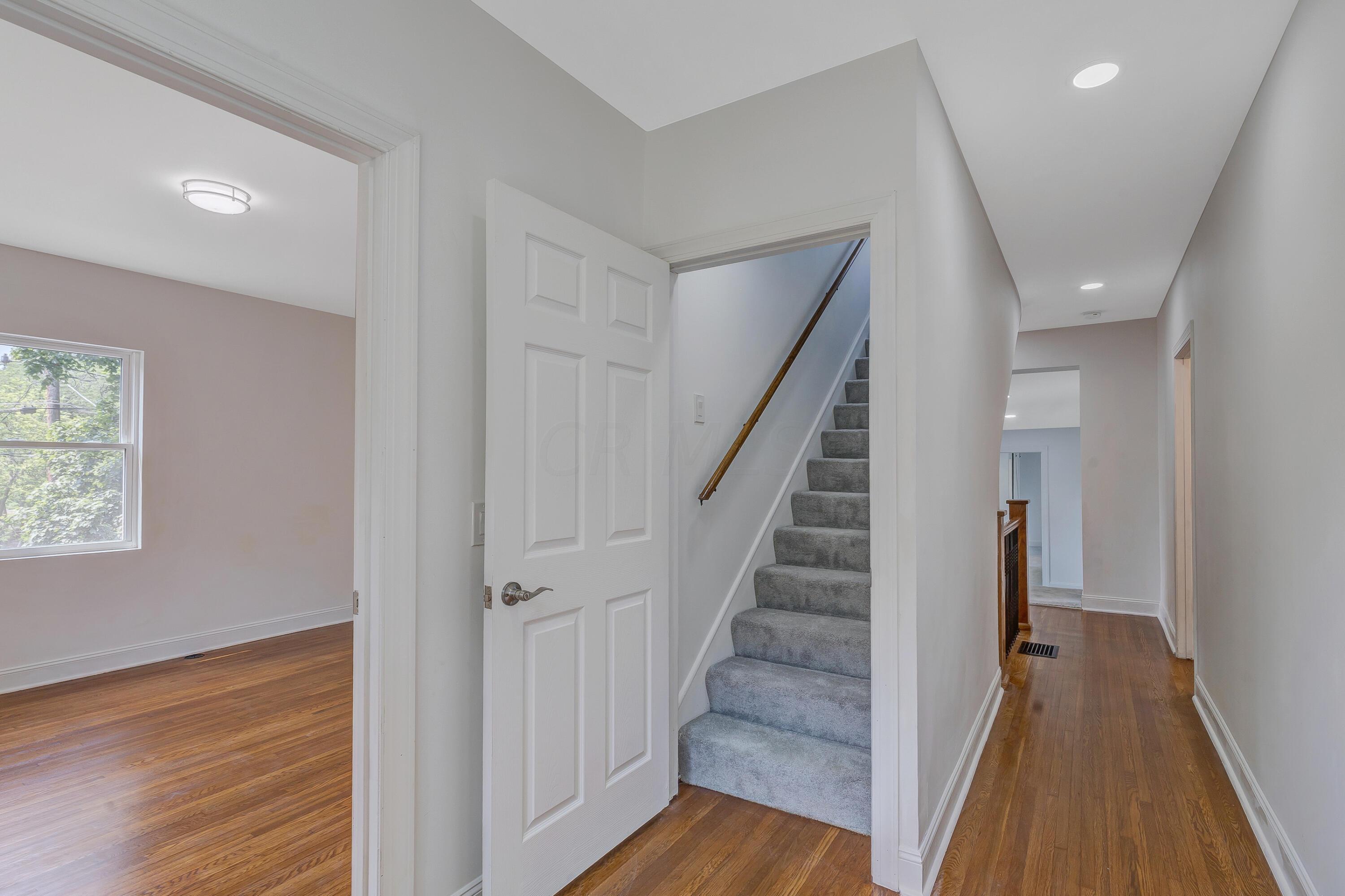 33 North Cassingham Road Columbus, OH 43209 - Photo 40 of 63
