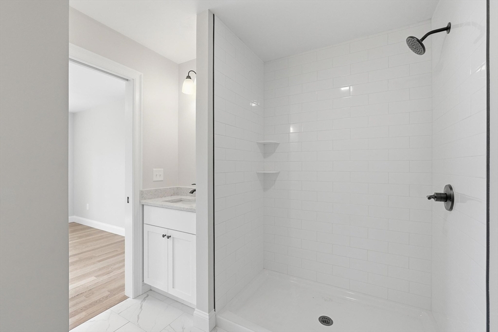 10 Foster Road West Brookfield, MA 01585 - Photo 15 of 38