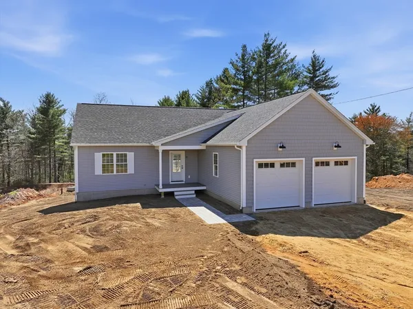 $559,900 | 10 Foster Road, West Brookfield, MA 01585