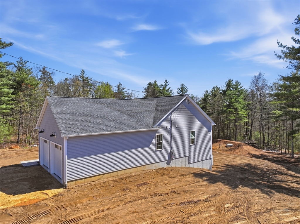 10 Foster Road West Brookfield, MA 01585 - Photo 36 of 38