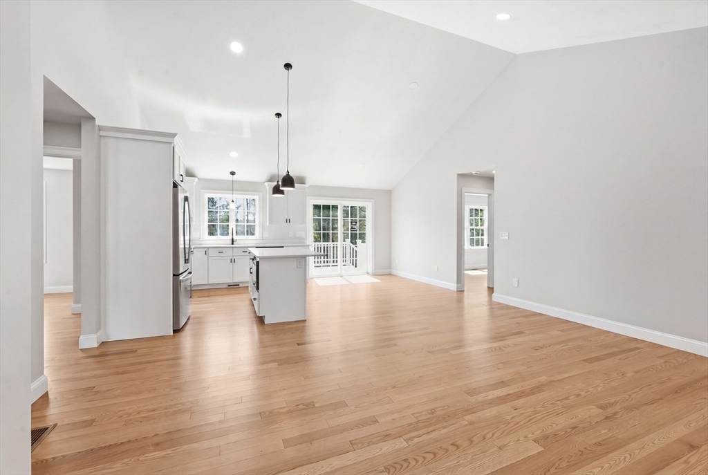 10 Foster Road West Brookfield, MA 01585 - Photo 9 of 38