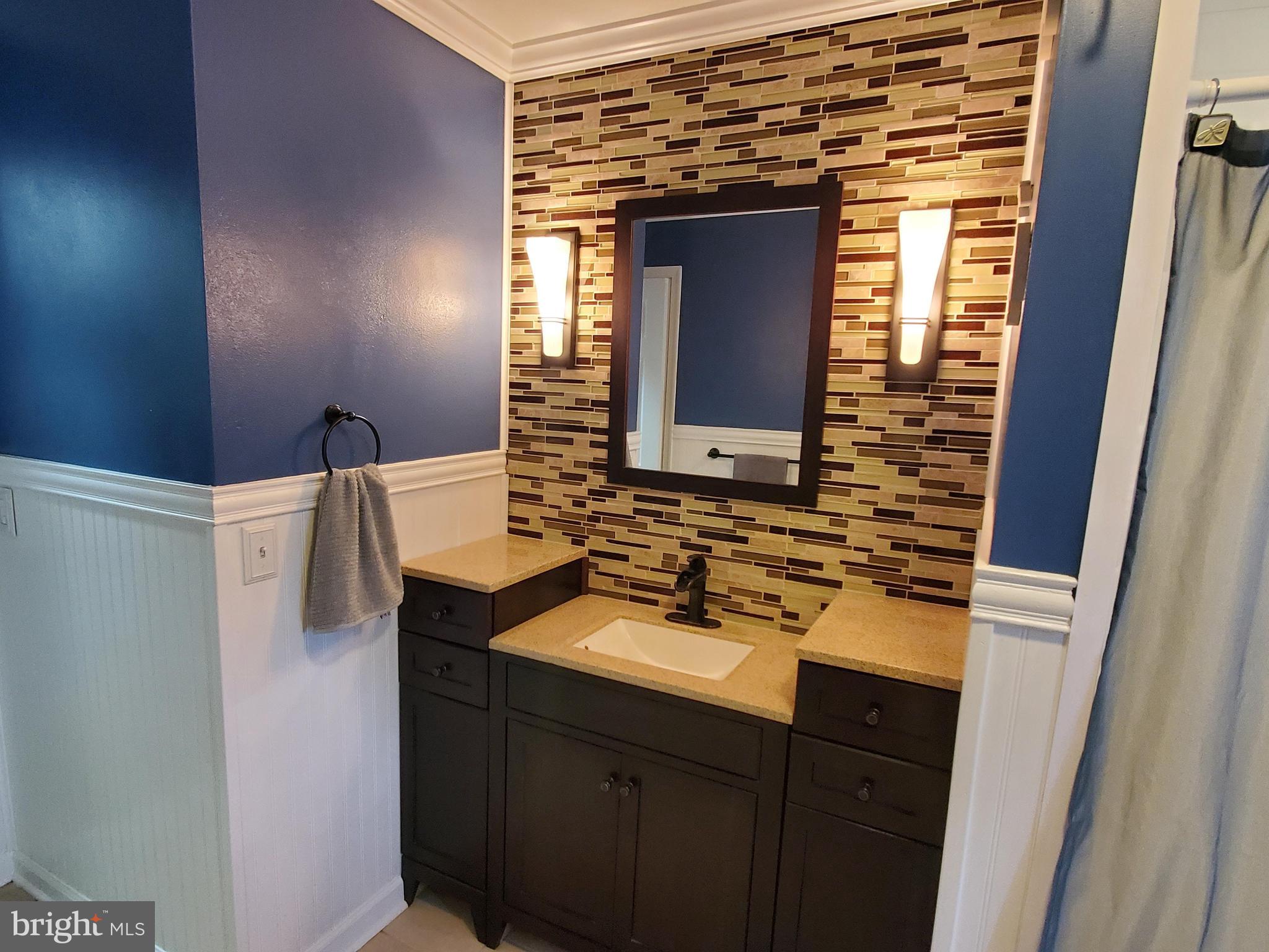 3048 Wertz Road Manchester, MD 21102 - Photo 14 of 31 Full Hall Bath