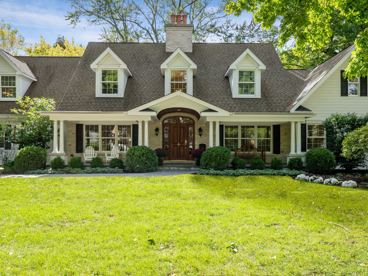 710 Walnut Road Barrington, IL 60010 - Photo 1 of 51 Gallery Image 1