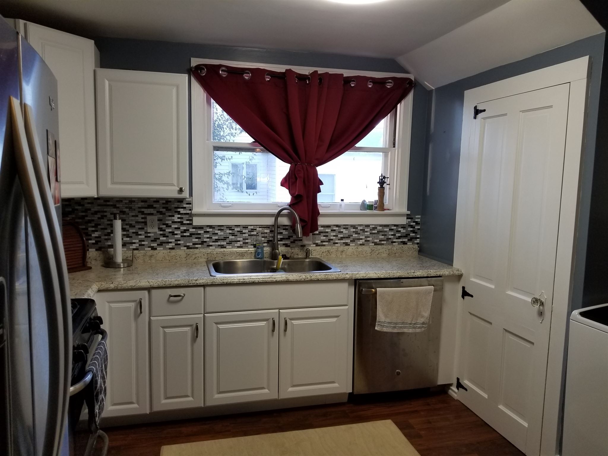 211 North Broadway Street Butler, IN 46721 - Photo 3 of 27