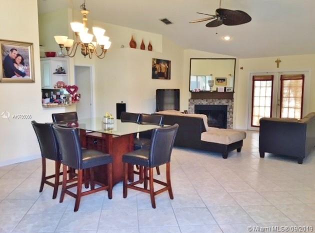 8395 Dynasty Drive Boca Raton, FL 33433 - Photo 4 of 14 Gallery Image 4