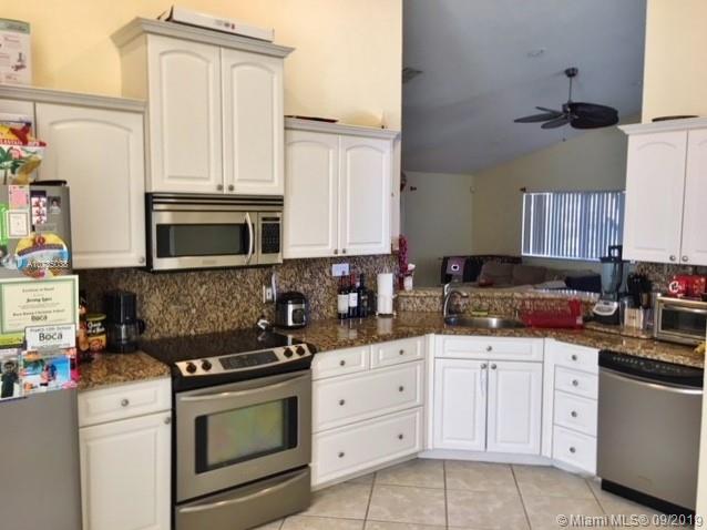 8395 Dynasty Drive Boca Raton, FL 33433 - Photo 7 of 14 Gallery Image 7