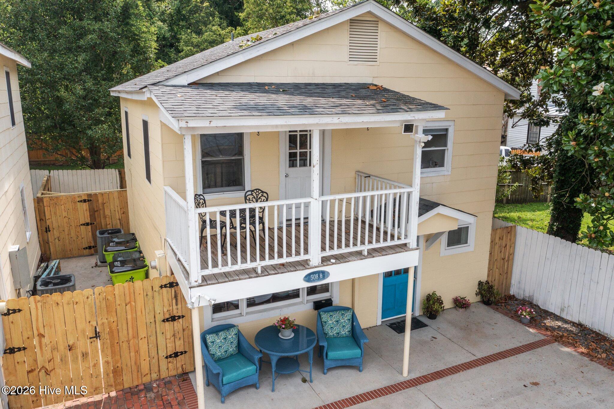 508 George Street, Unit A New Bern, NC 28560 - Photo 1 of 33 2-web-or-mls-DJI_0054