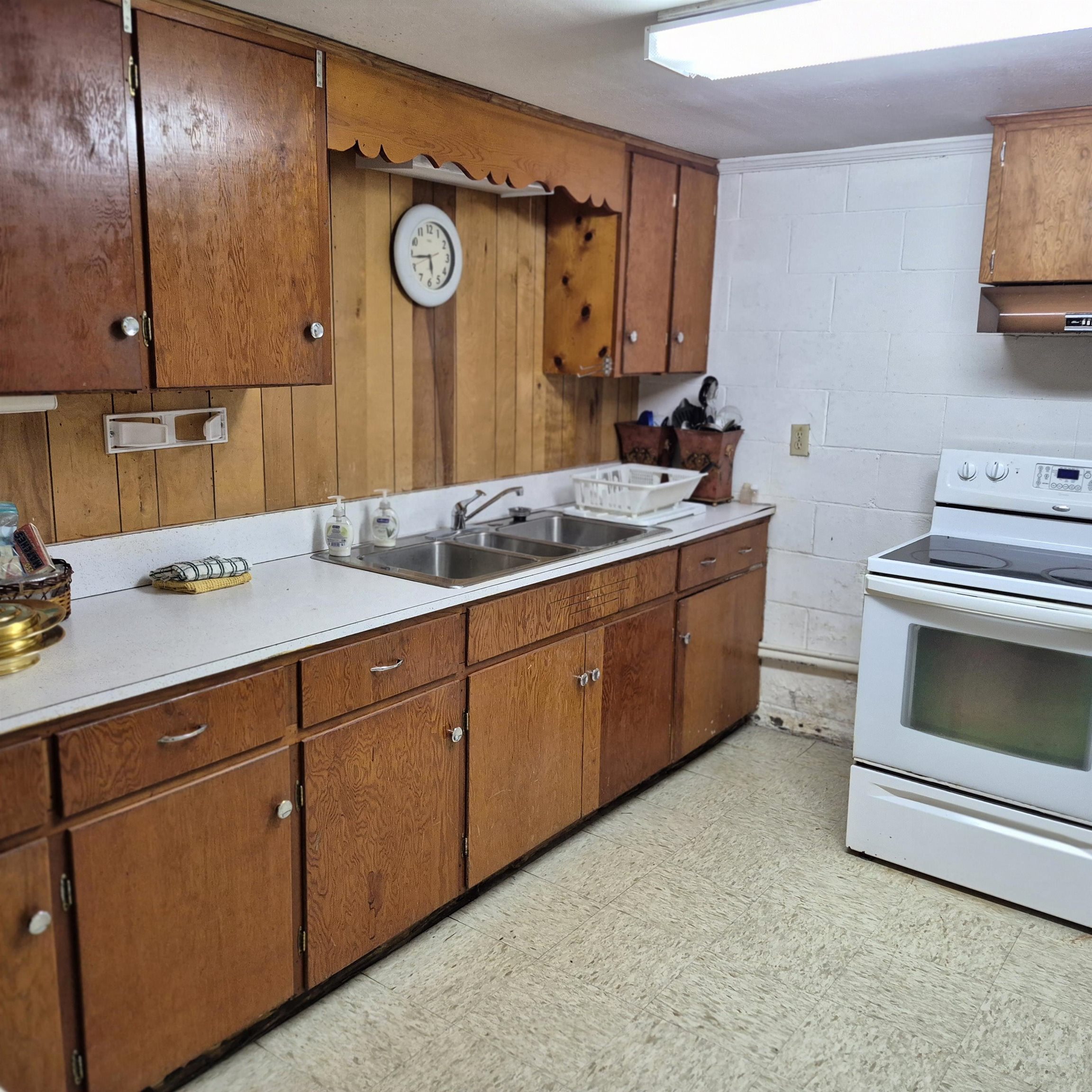 305 Rural Street Evergreen, AL 36401 - Photo 18 of 32 Kitchen