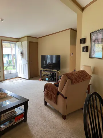 $210,000 | 7 Sir Lancelot Drive, Exeter, NH 03833