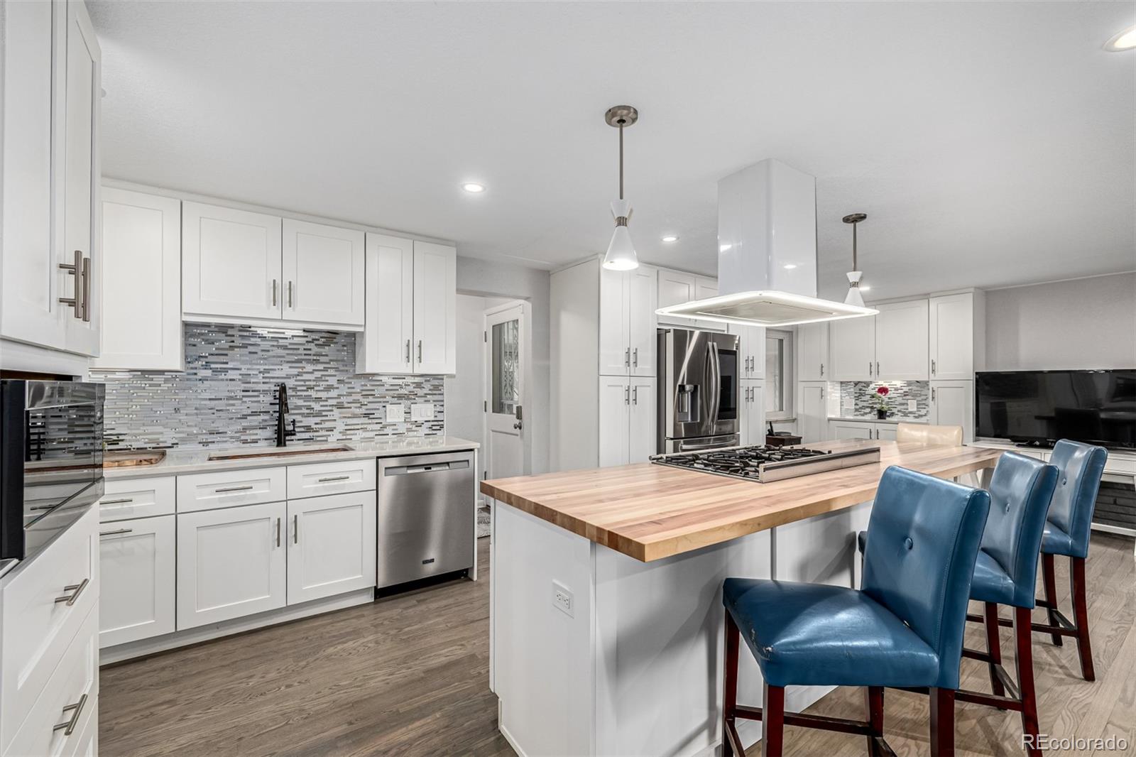 4725 Quay Street Wheat Ridge, CO 80033 - Photo 3 of 37