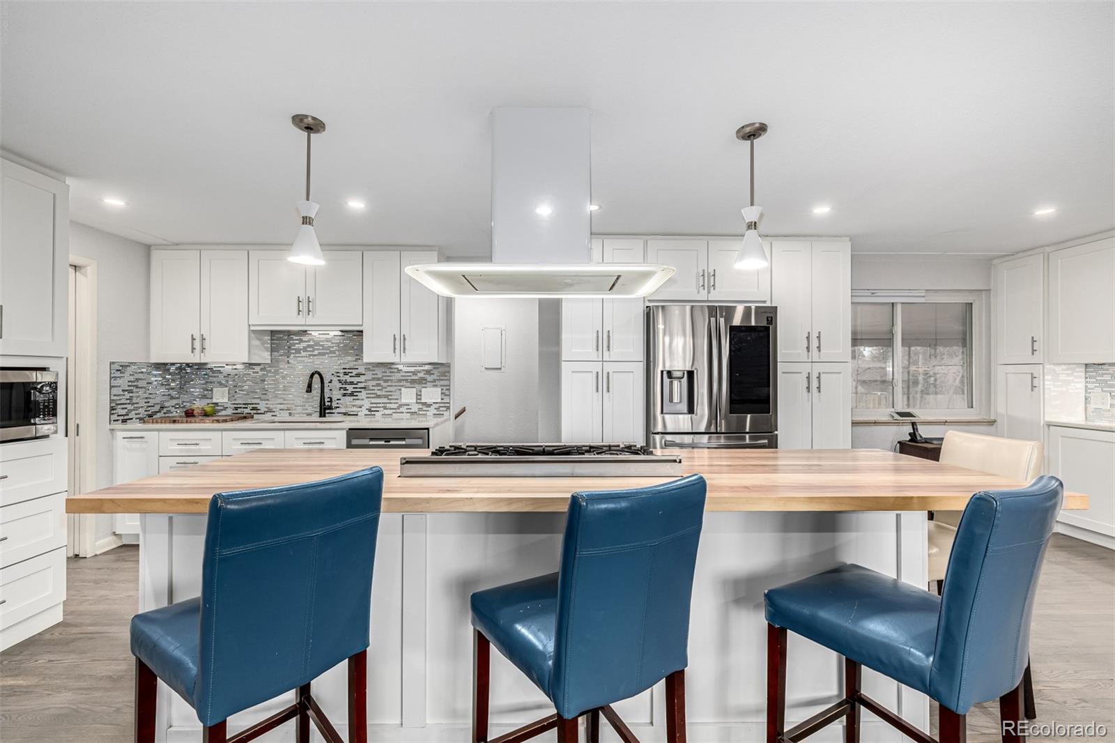 4725 Quay Street Wheat Ridge, CO 80033 - Photo 4 of 37