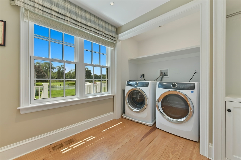 135 Free Street Hingham, MA 02043 - Photo 17 of 34